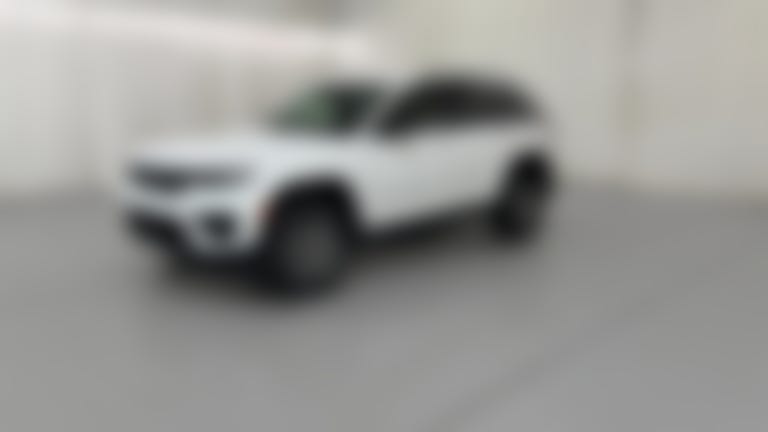 2027 Jeep Grand Cherokee vehicle photo