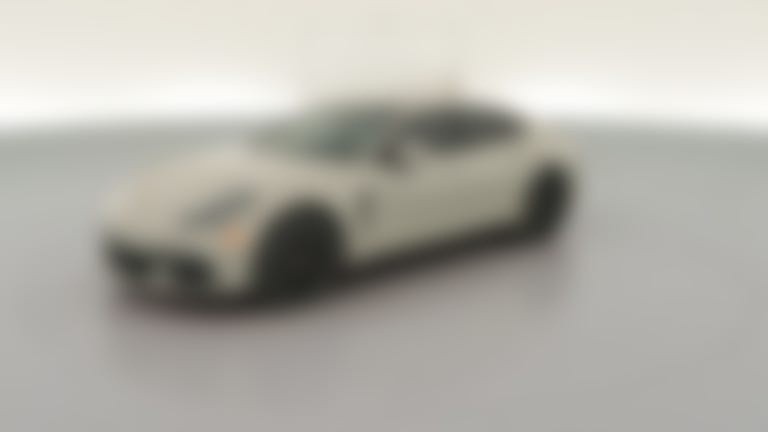2017 Porsche Panamera vehicle photo