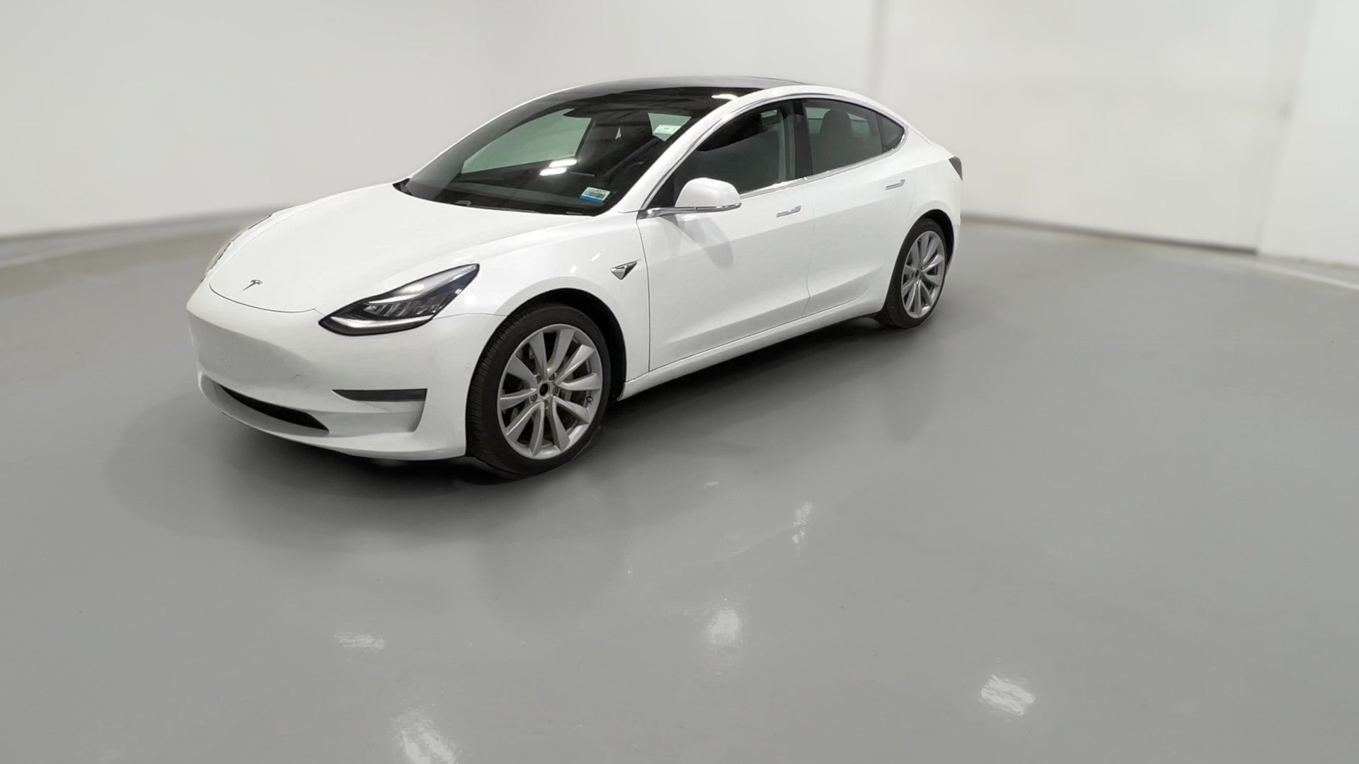 2020 Tesla Model 3 vehicle photo