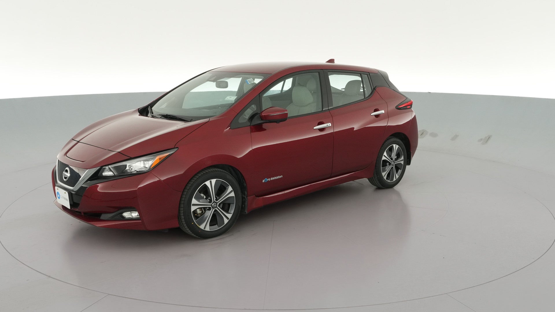 2018 Nissan LEAF vehicle photo