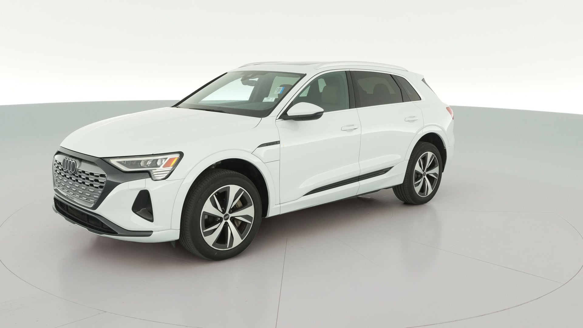 2024 Audi Q8 e-tron vehicle photo