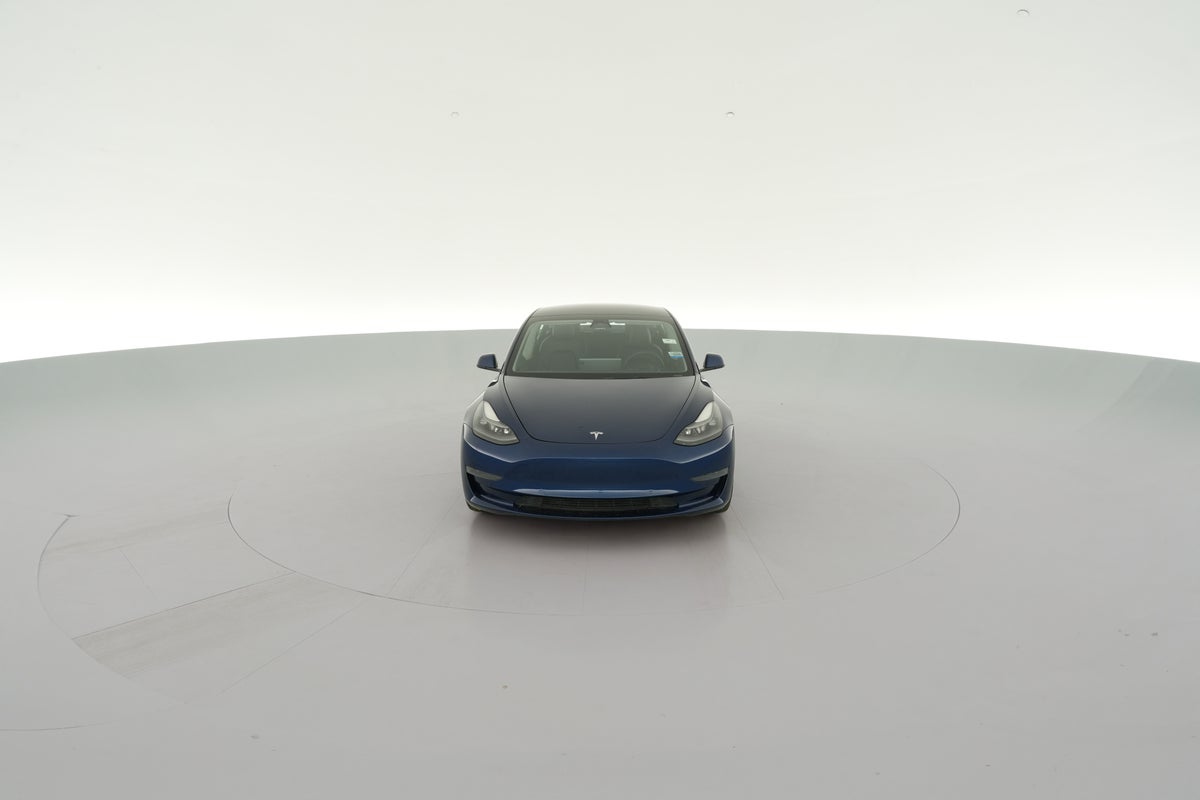 2022 Tesla Model 3 Rear-Wheel Drive in Deep Blue Metallic — 360° view 1