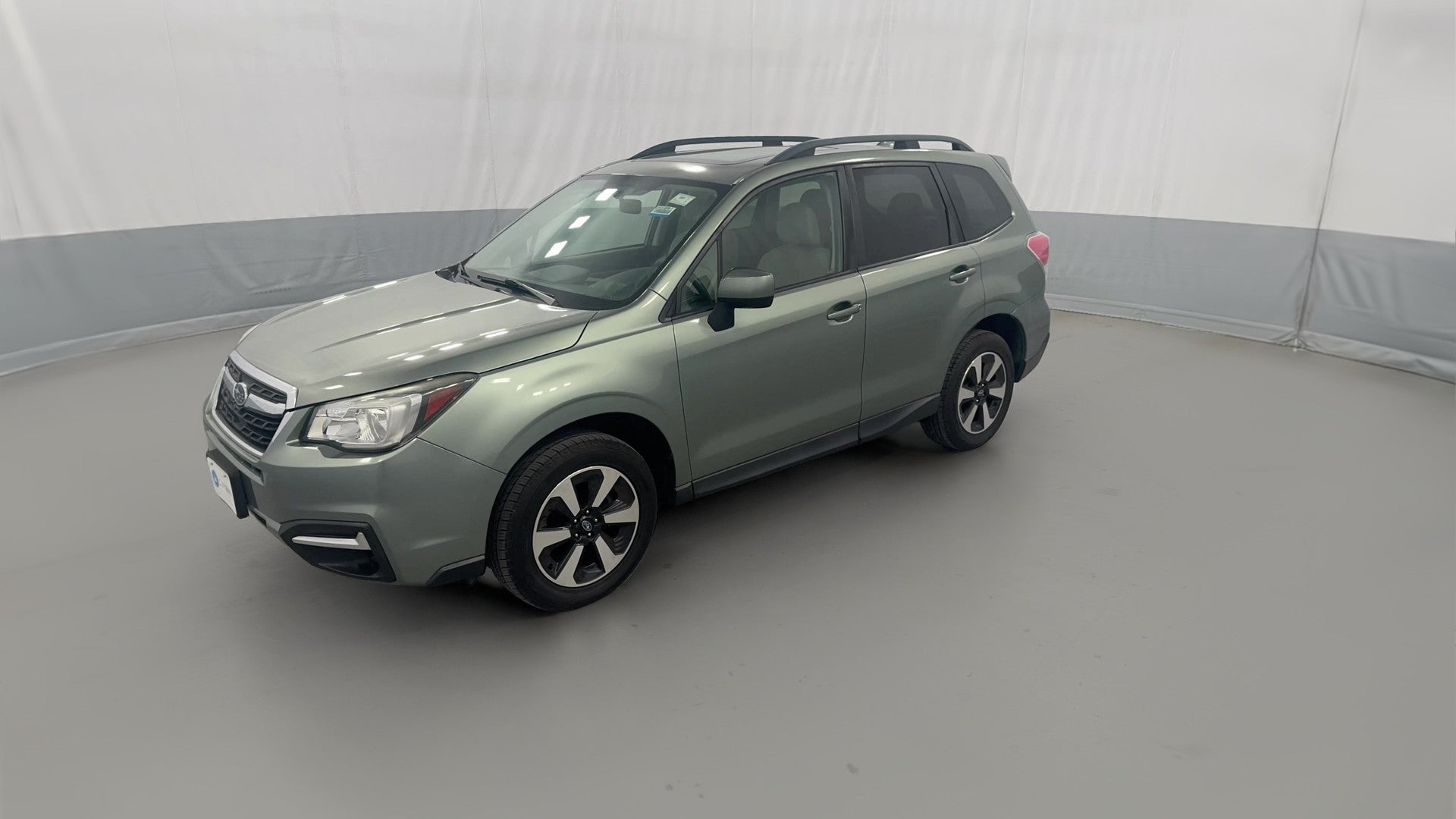 2017 Subaru Forester vehicle photo