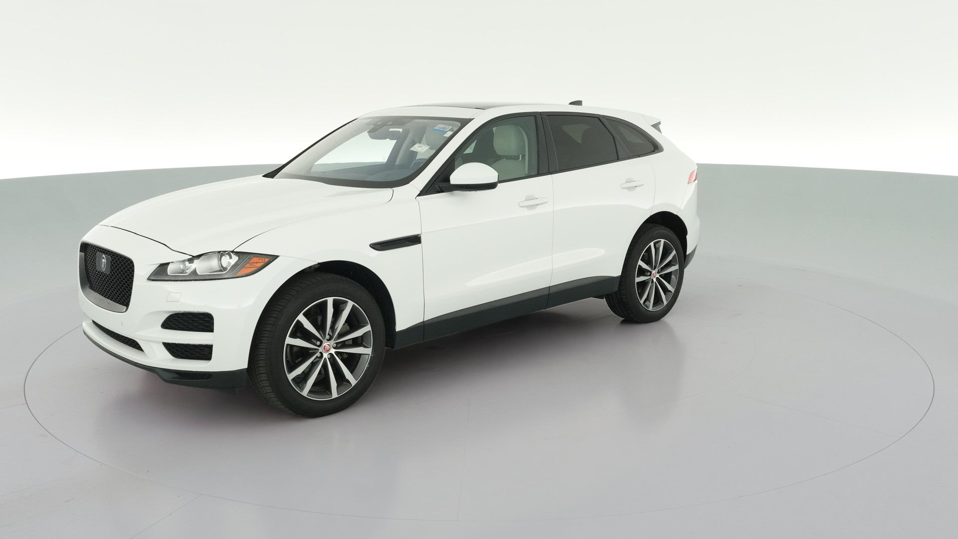 2020 Jaguar F-PACE vehicle photo