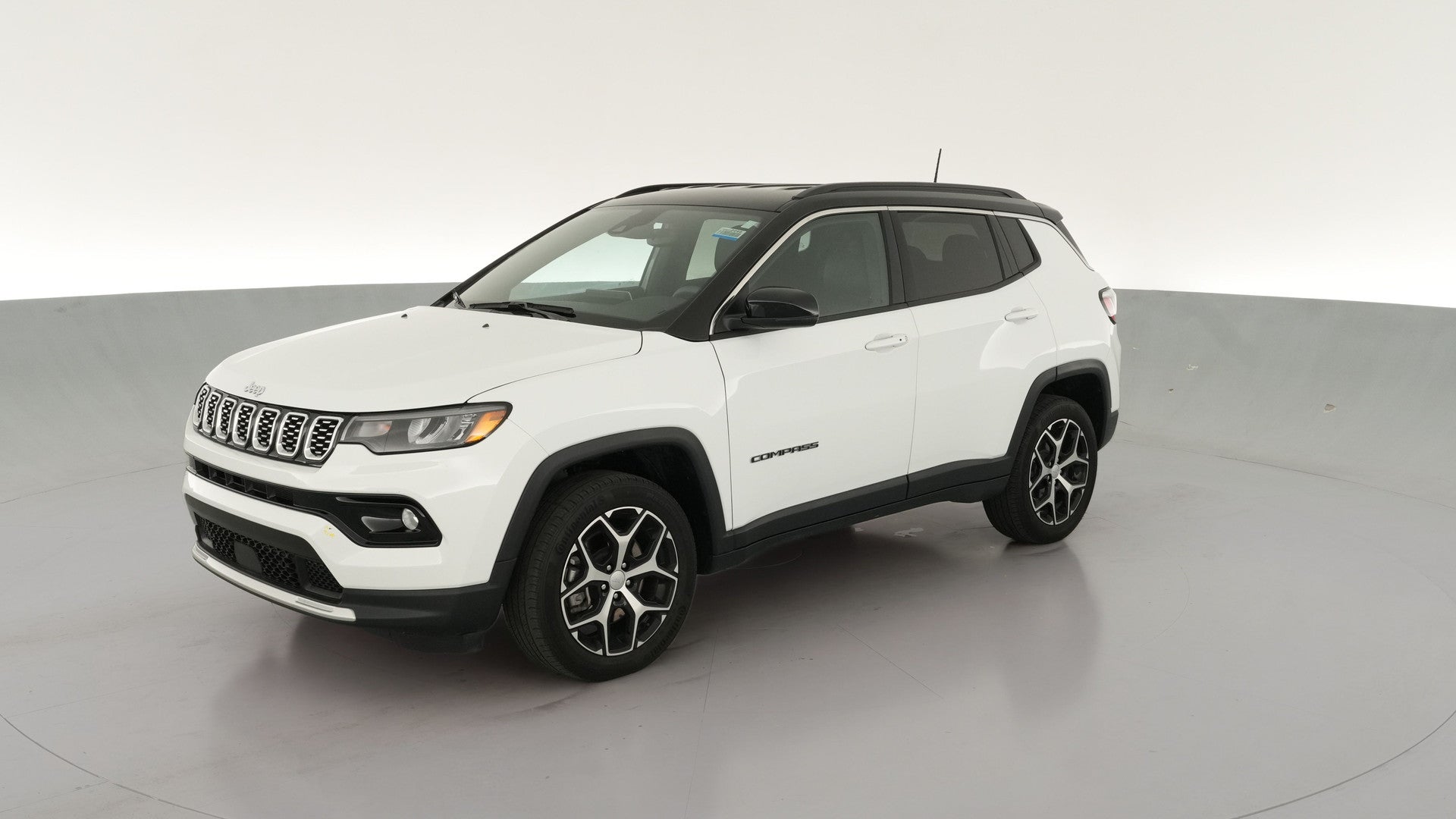 2024 Jeep Compass vehicle photo