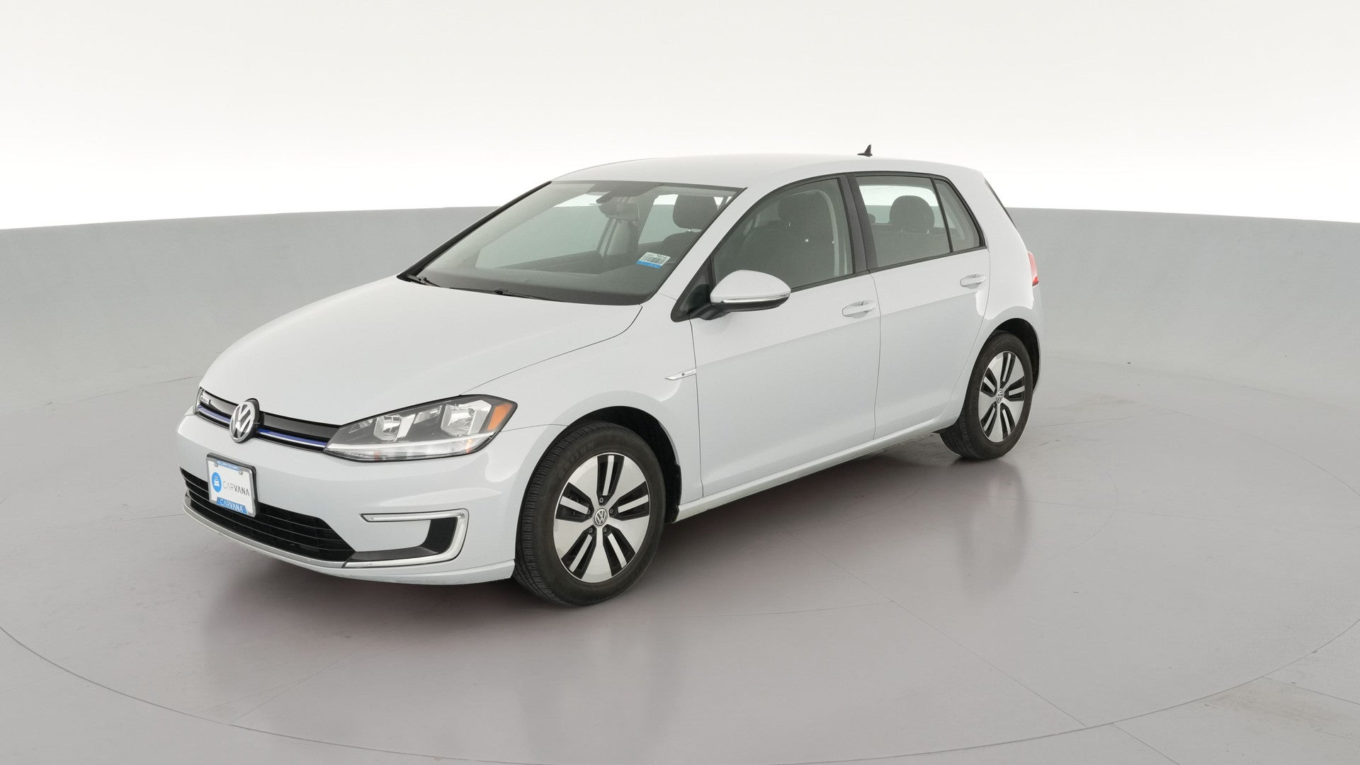 2017 Volkswagen e-Golf vehicle photo