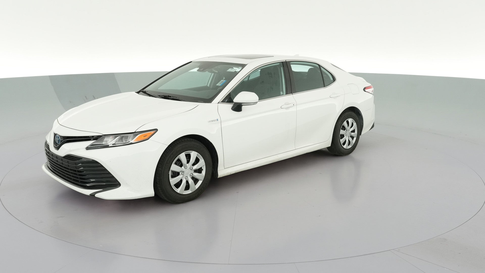 2020 Toyota Camry Hybrid vehicle photo