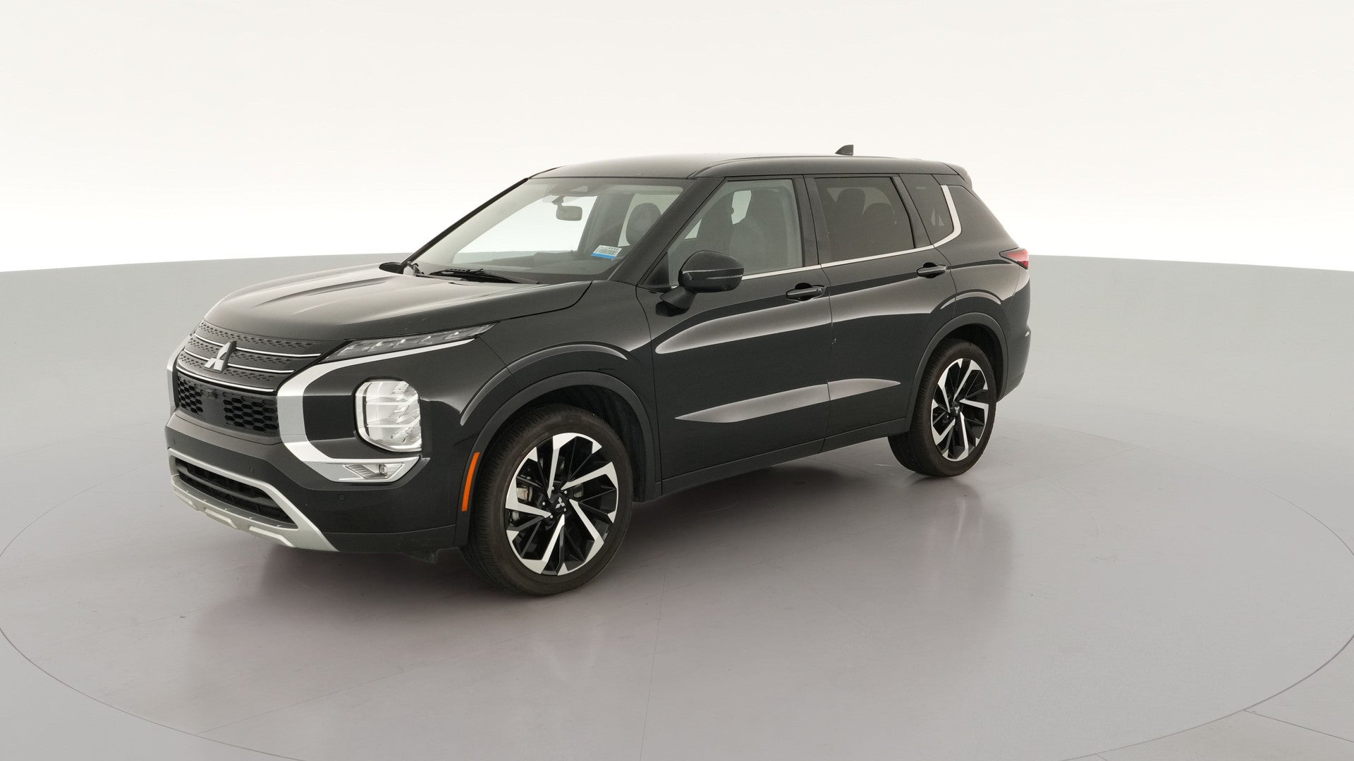 2024 Mitsubishi Outlander vehicle photo