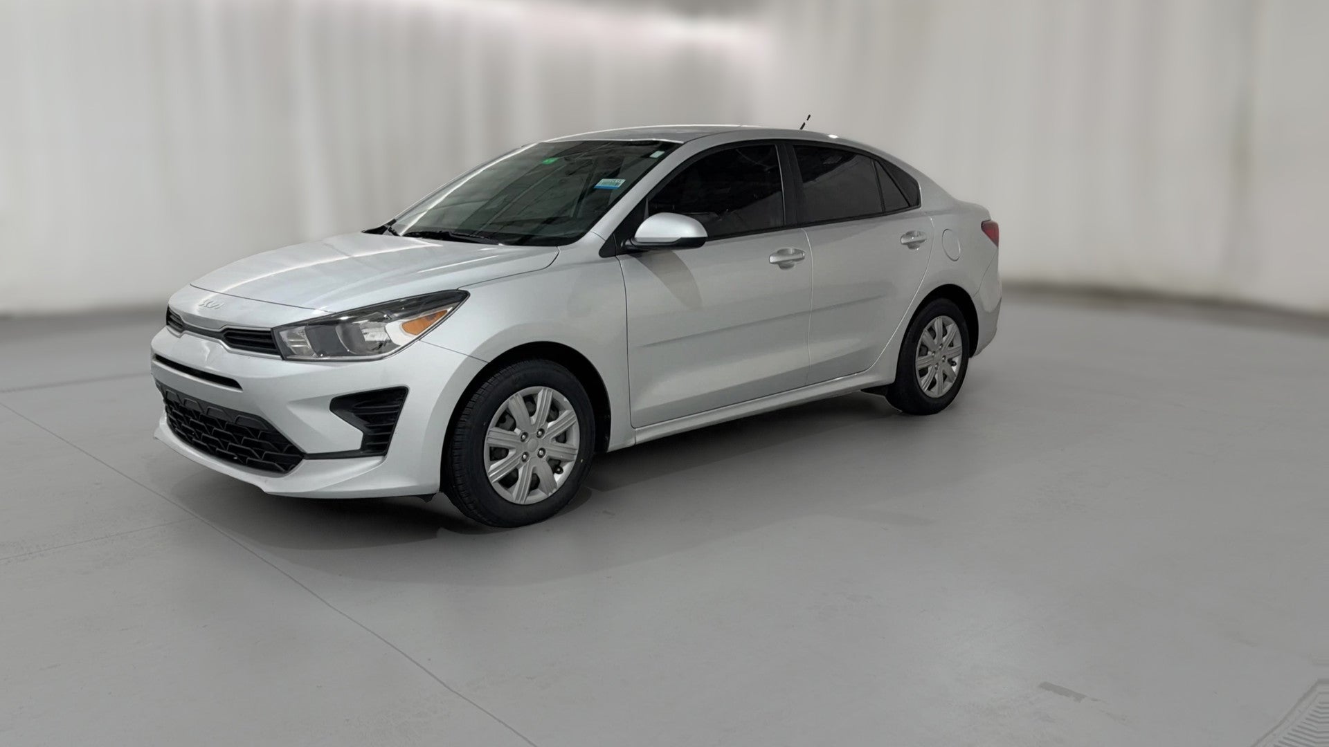 2023 Kia Rio vehicle photo