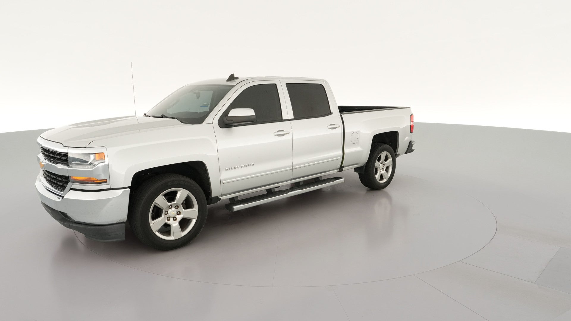 2017 Chevrolet Silverado 1500 Crew Cab vehicle photo
