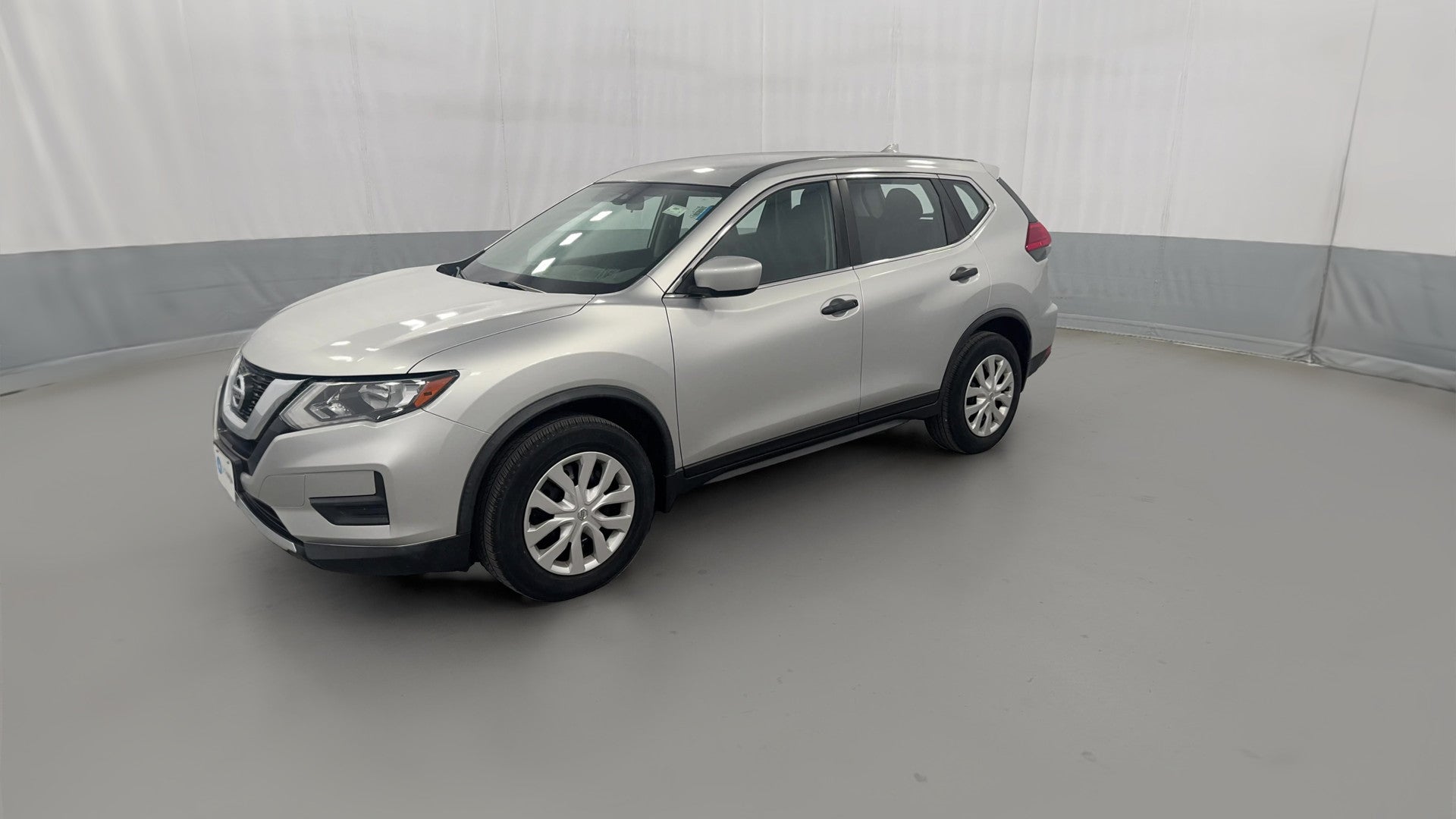 2017 Nissan Rogue vehicle photo