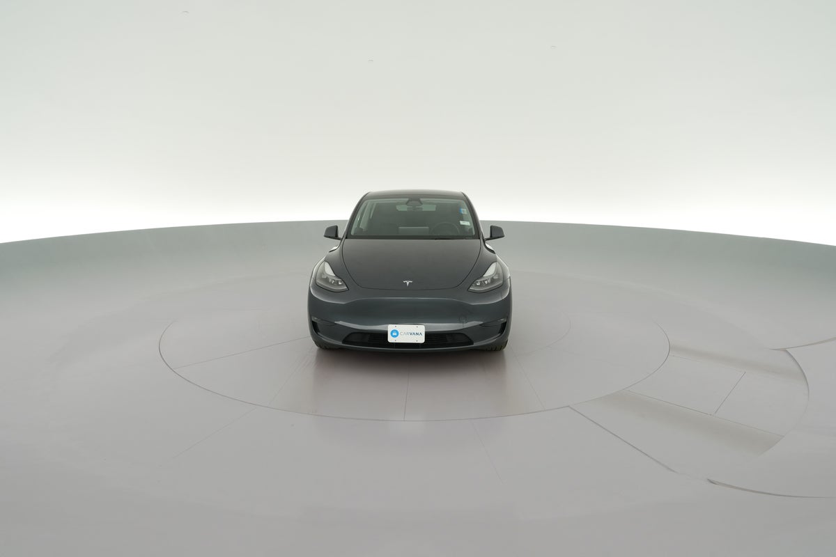 2023 Tesla Model Y Long Range All-Wheel Drive in Midnight Silver Metallic — 360° view 1