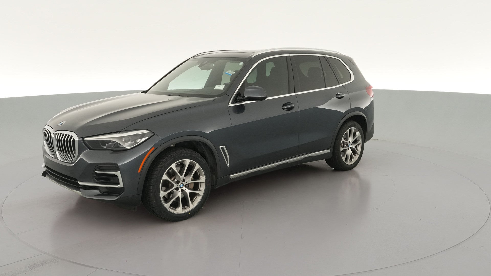 2022 BMW X5 vehicle photo
