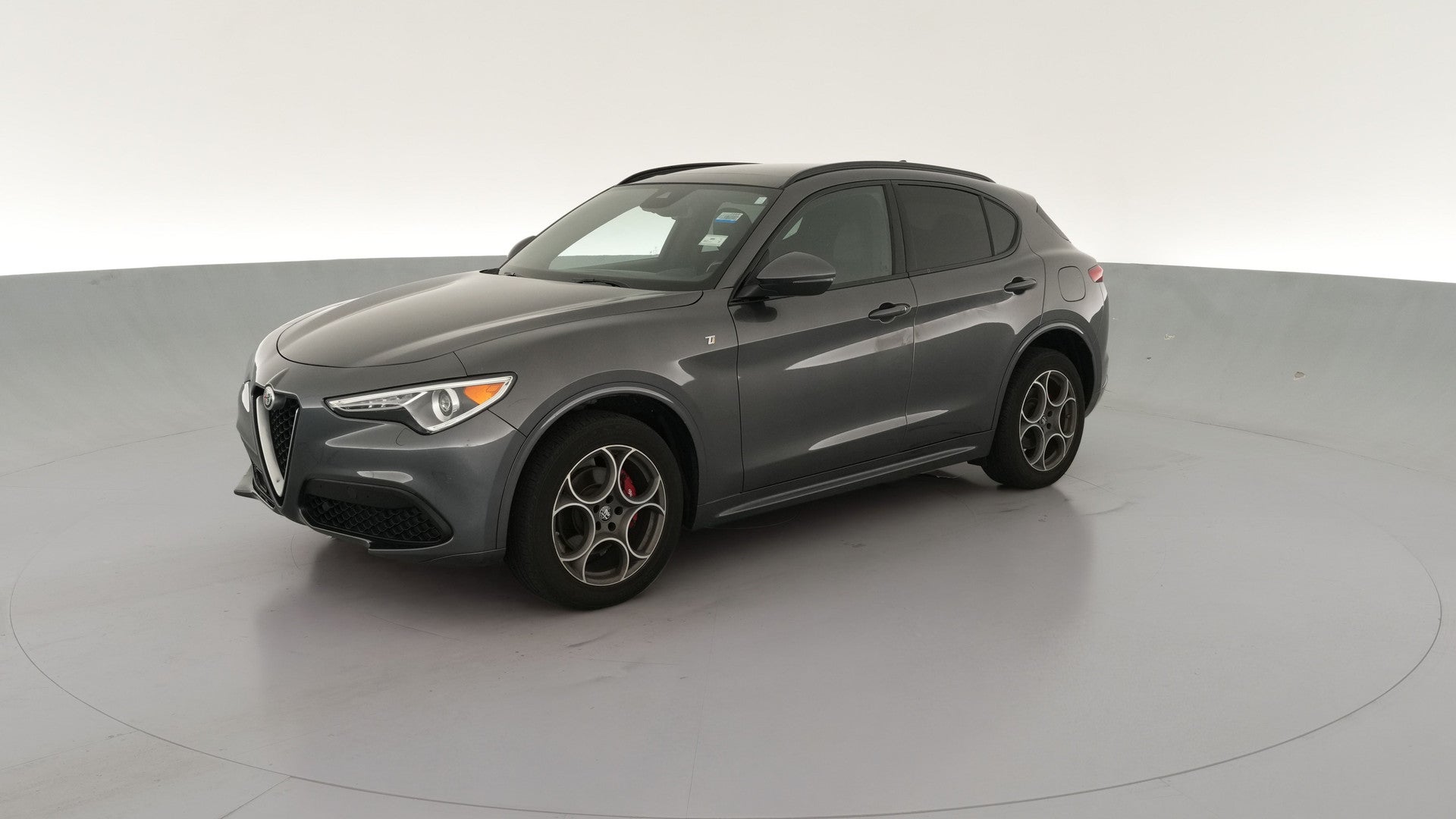 2023 Alfa Romeo Stelvio vehicle photo