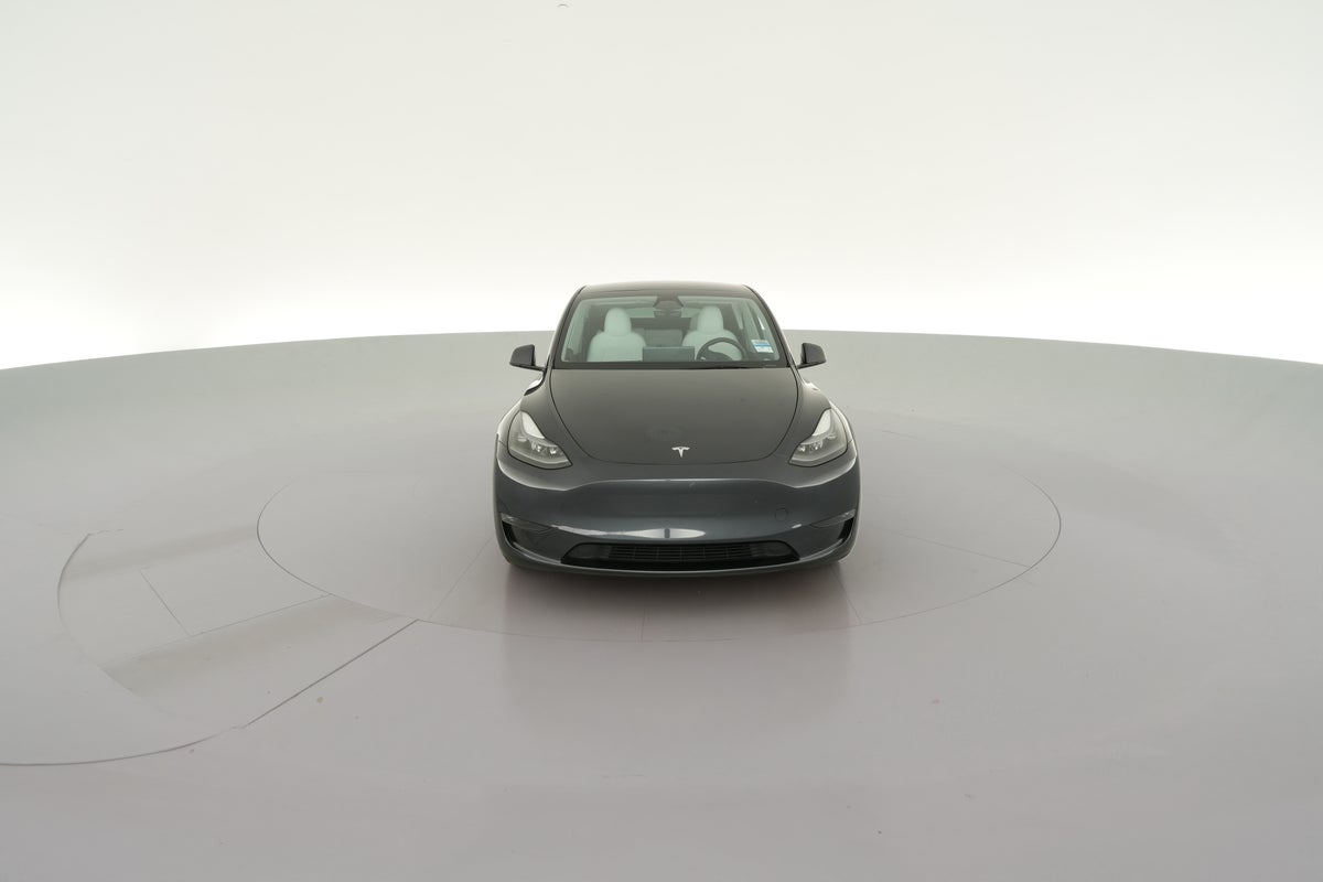 2024 Tesla Model Y Performance All-Wheel Drive in Stealth Grey — 360° view 1