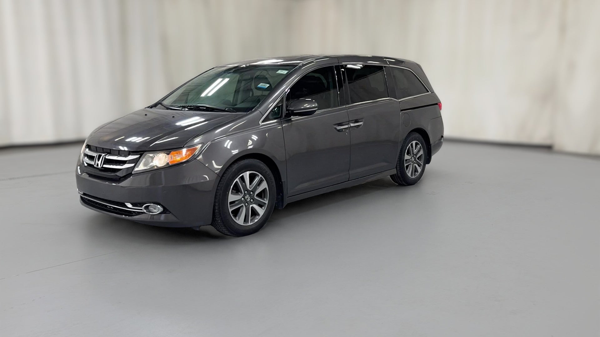 2015 Honda Odyssey vehicle photo