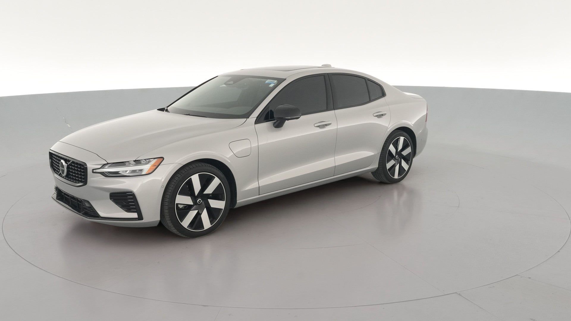 2024 Volvo S60 vehicle photo