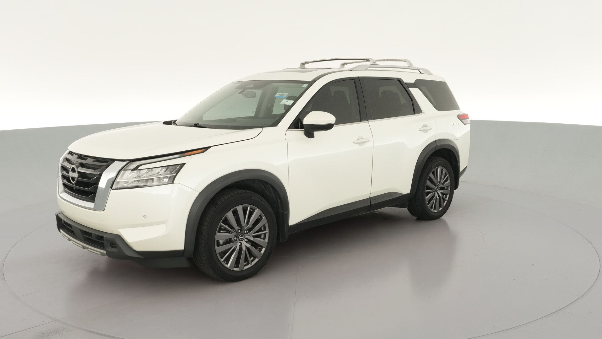 2024 Nissan Pathfinder vehicle photo