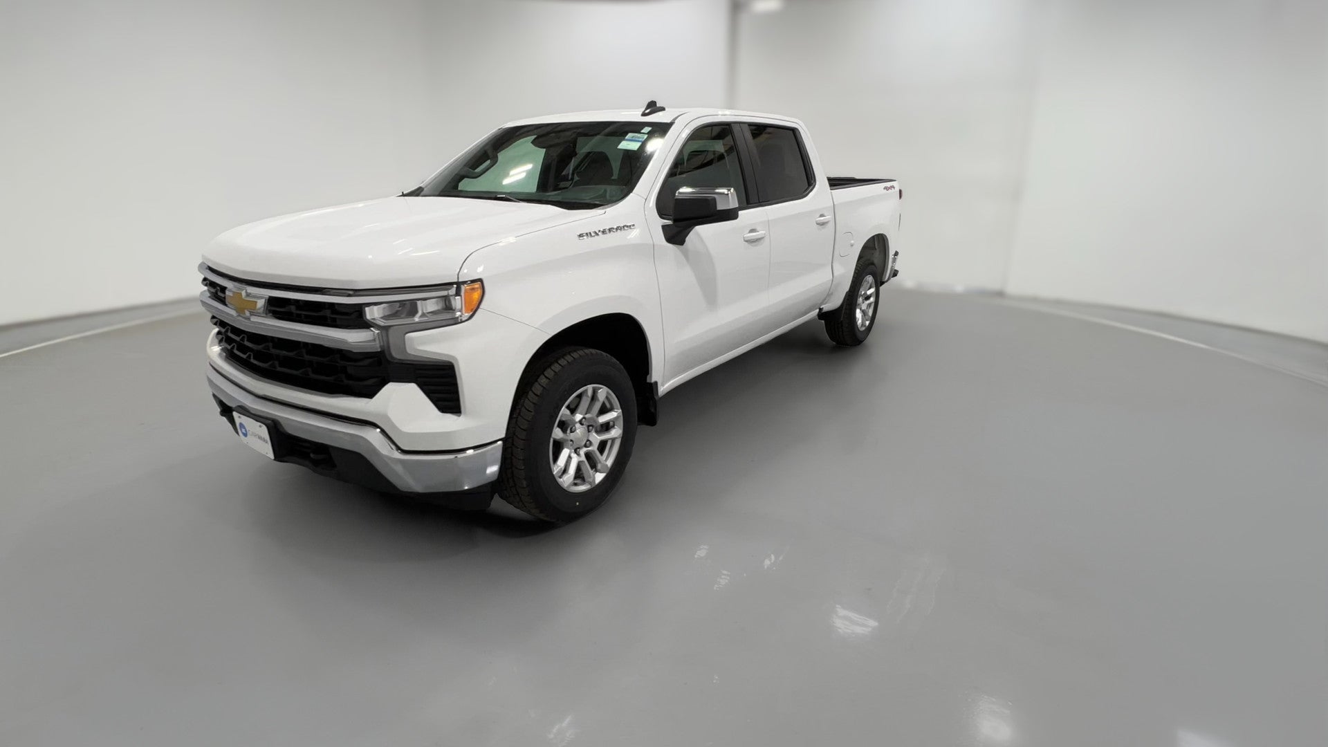 2022 Chevrolet Silverado 1500 Crew Cab vehicle photo
