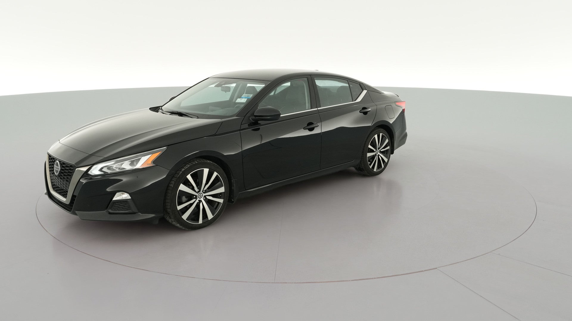 2020 Nissan Altima vehicle photo