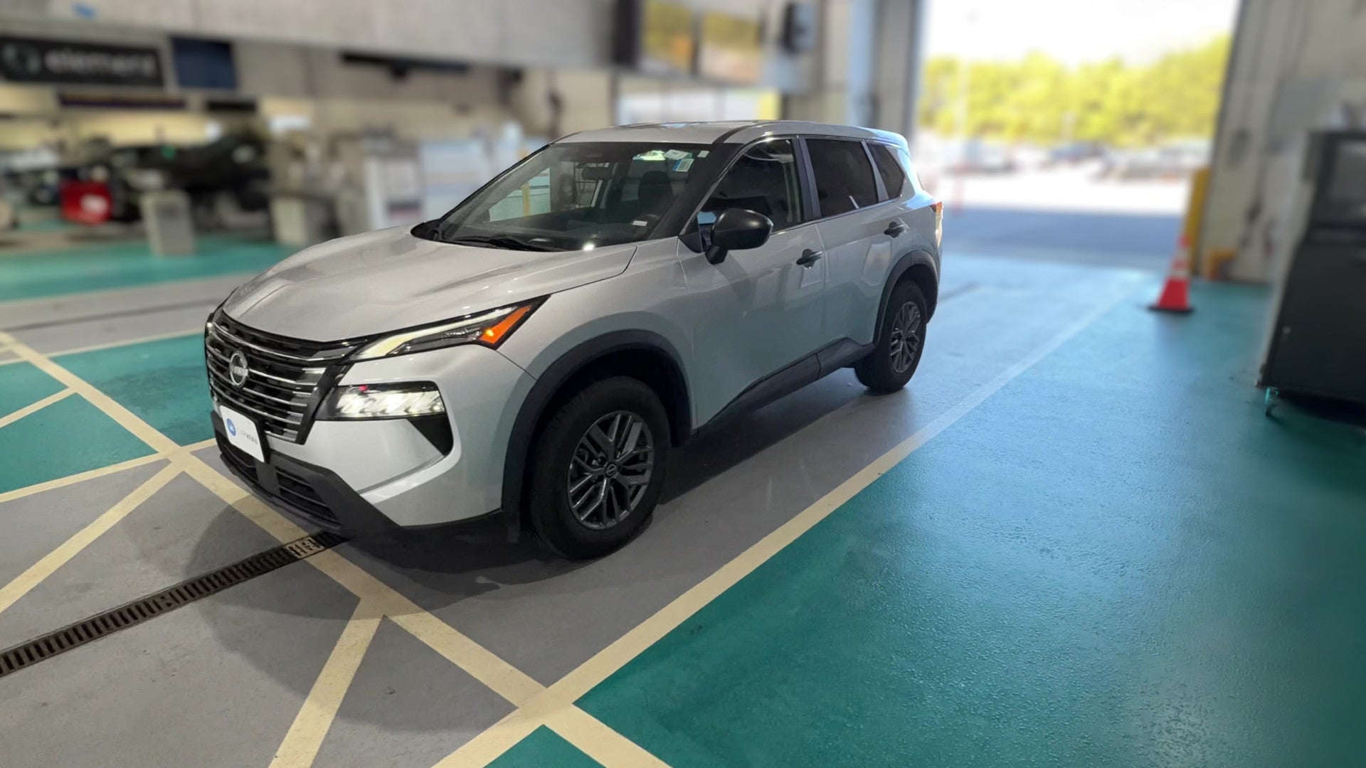 2024 Nissan Rogue vehicle photo