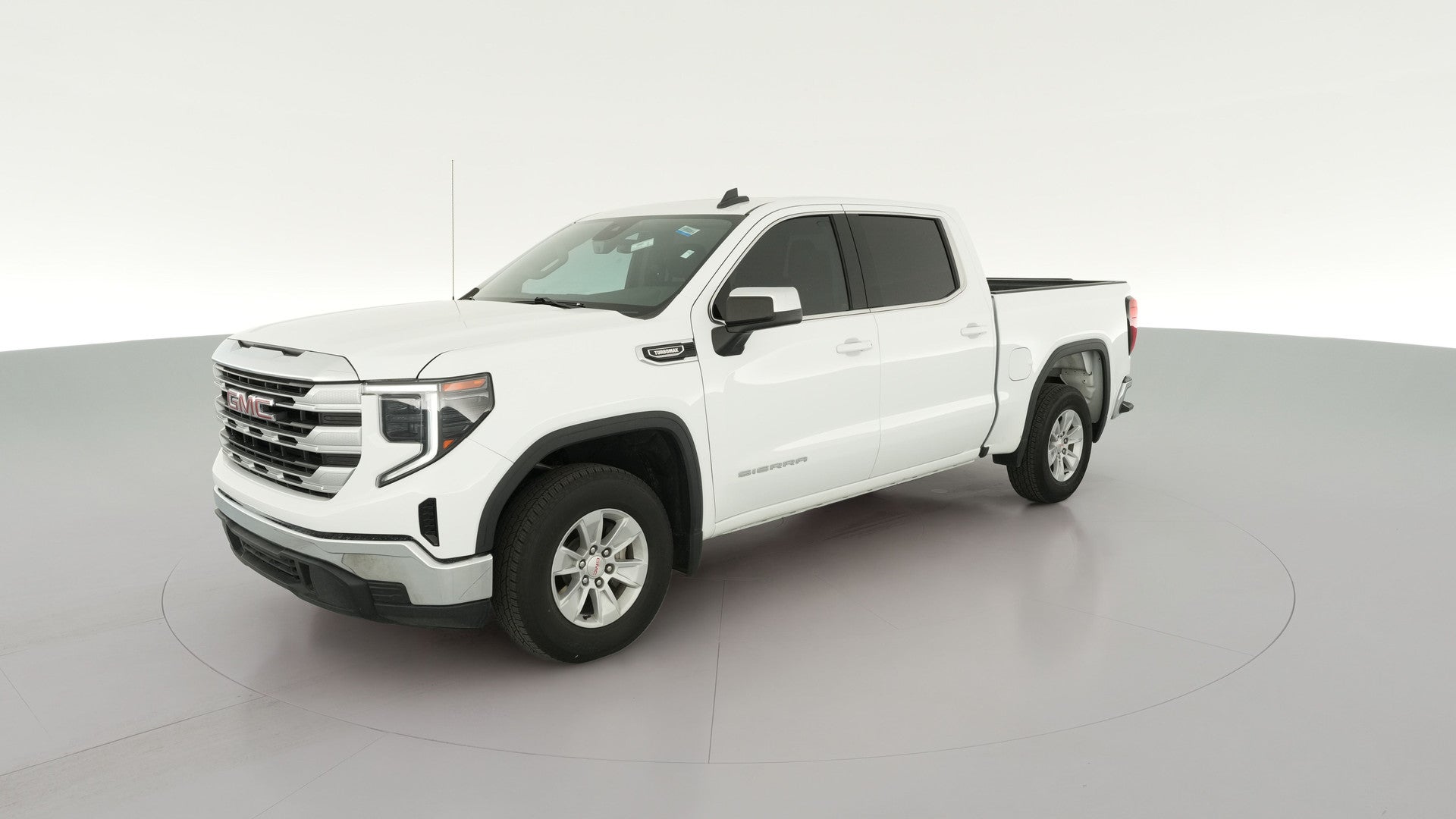 2024 GMC Sierra 1500 Crew Cab vehicle photo