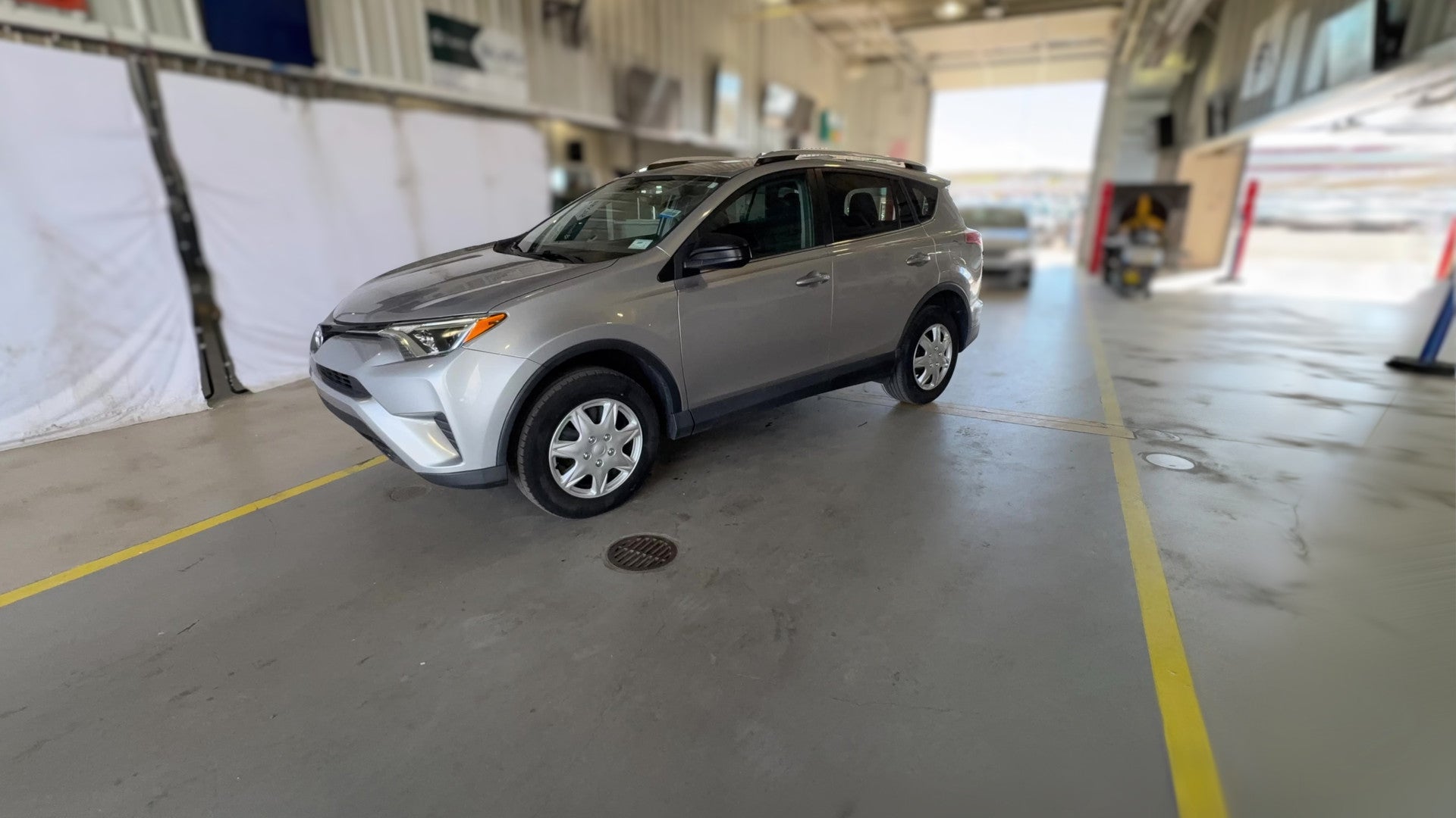 2016 Toyota RAV4 vehicle photo