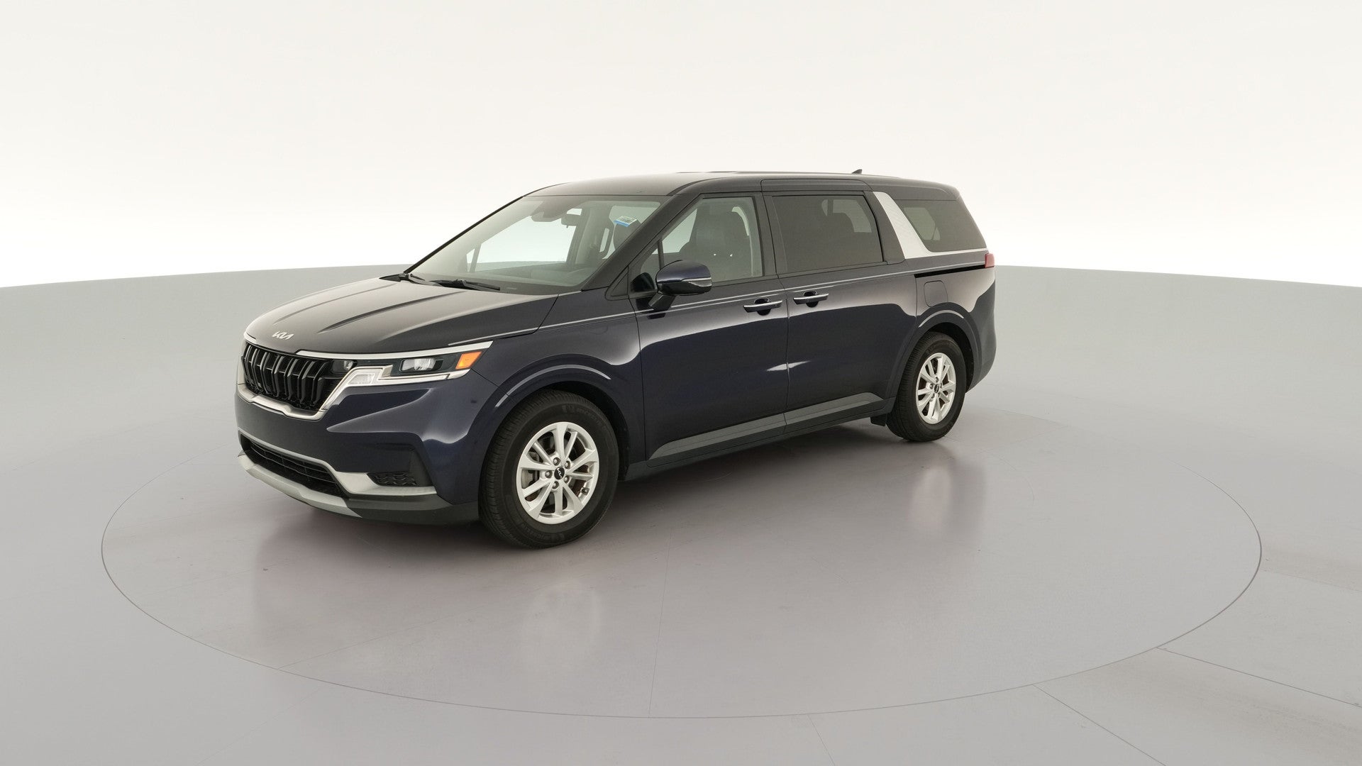 2023 Kia Carnival vehicle photo