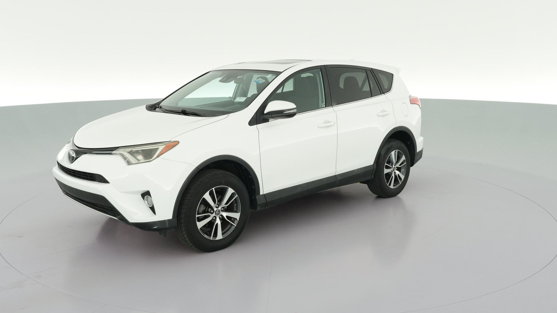 2018 Toyota RAV4 vehicle photo