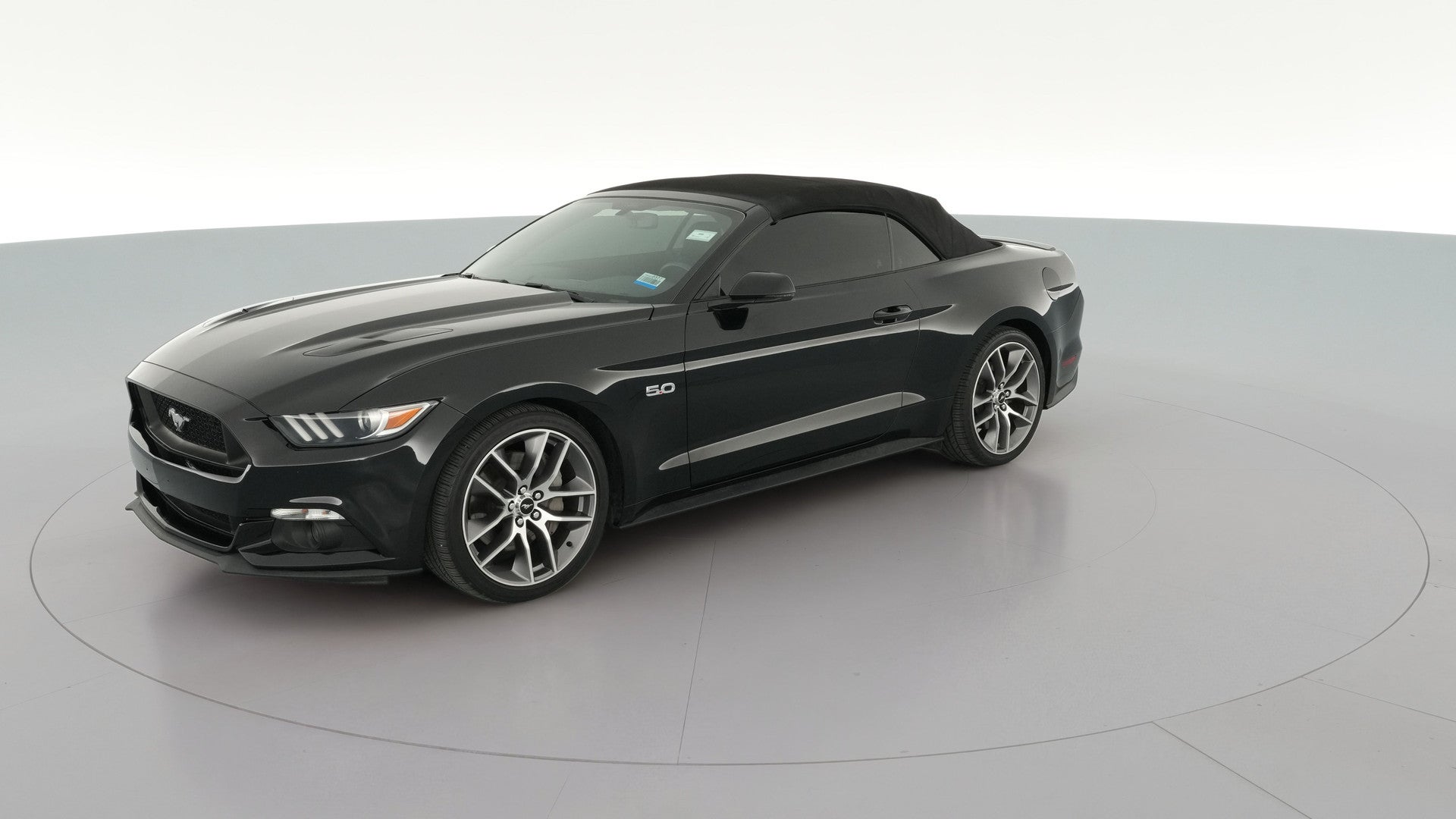 2017 Ford Mustang vehicle photo