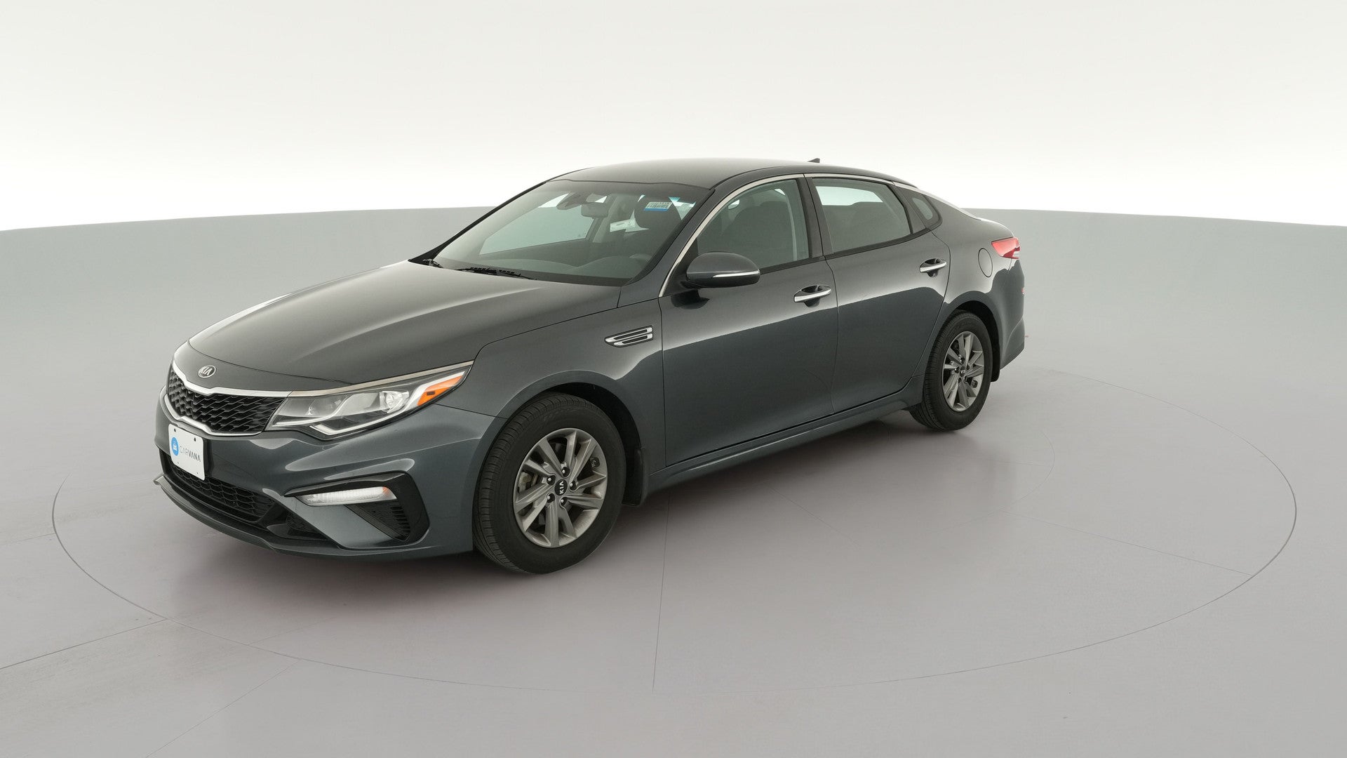 2020 Kia Optima vehicle photo