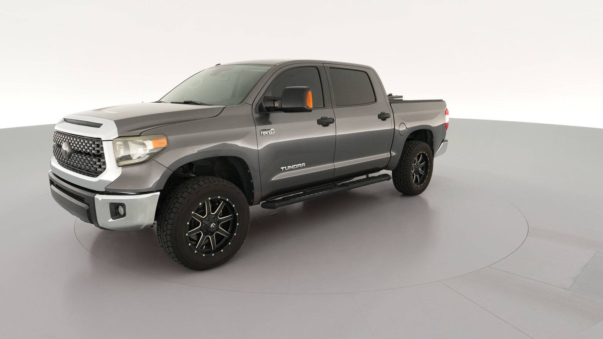 2018 Toyota Tundra CrewMax vehicle photo