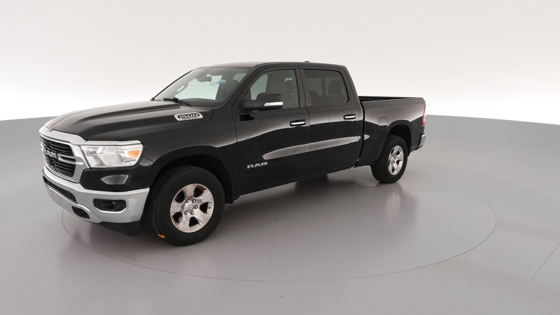 2019 Ram 1500 Crew Cab vehicle photo