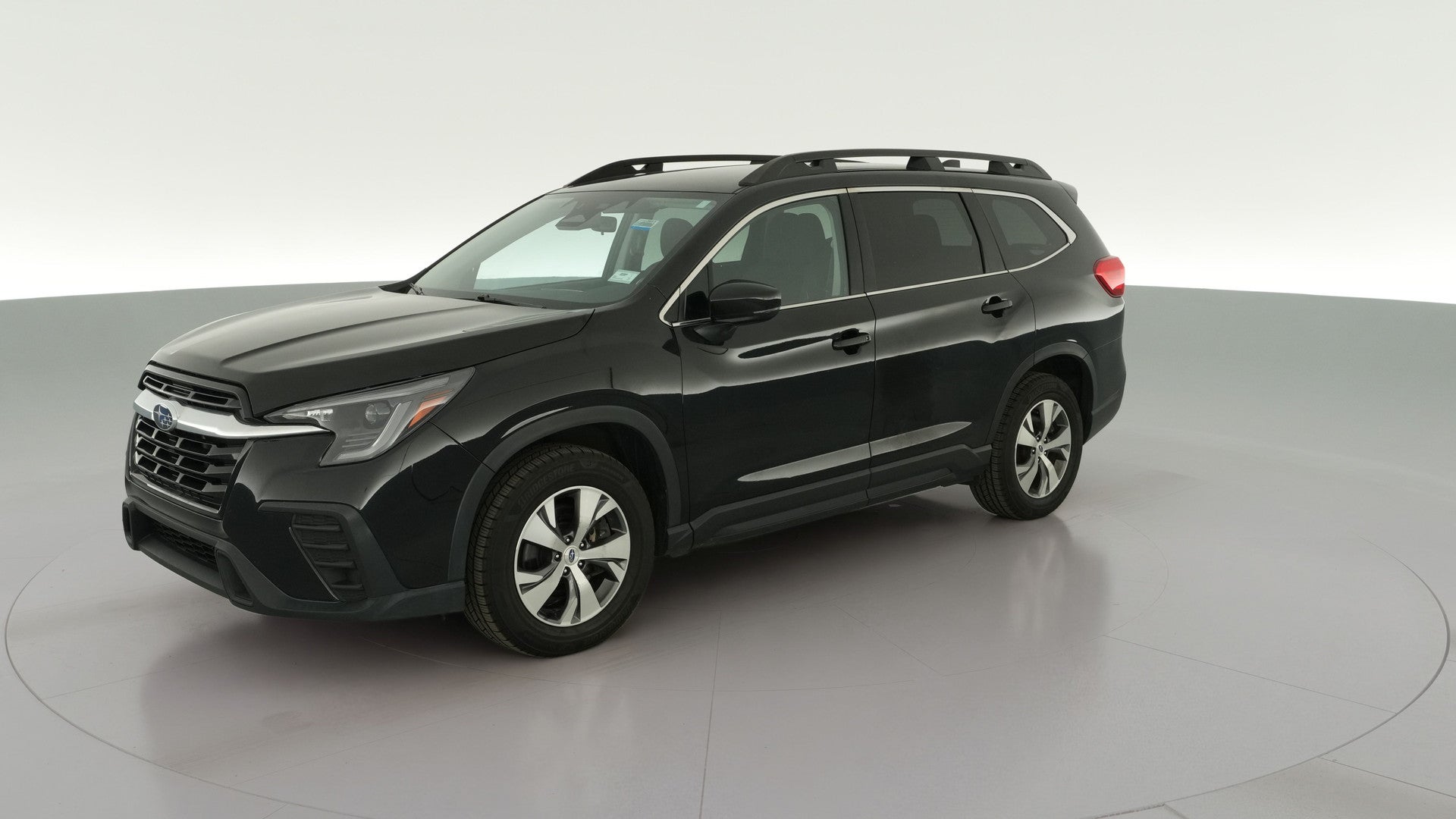 2024 Subaru Ascent vehicle photo