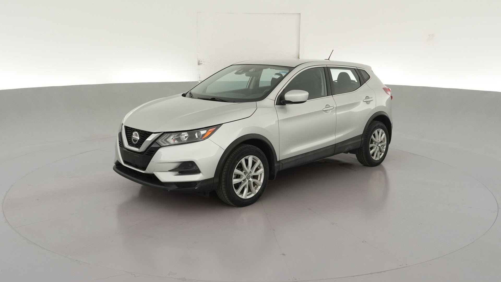 2020 Nissan Rogue Sport vehicle photo