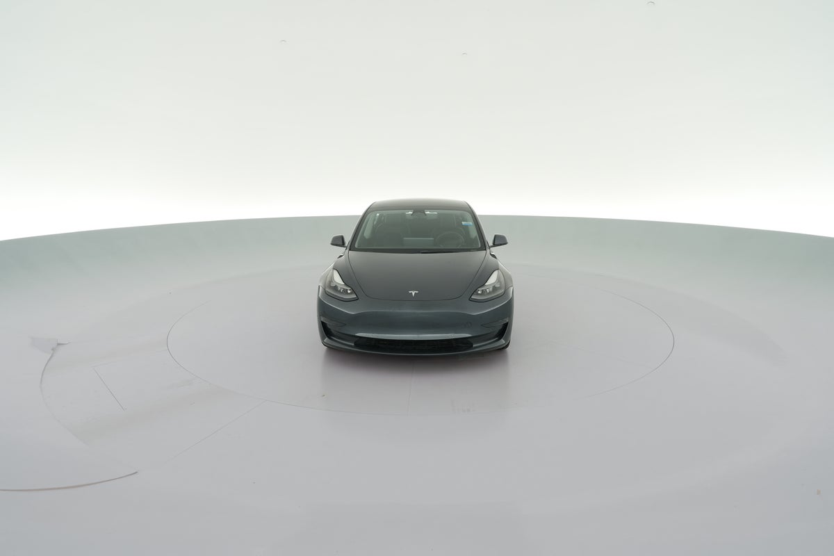 2022 Tesla Model 3 Rear-Wheel Drive in Midnight Silver Metallic — 360° view 1