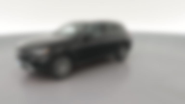 2024 Mercedes-Benz GLC vehicle photo