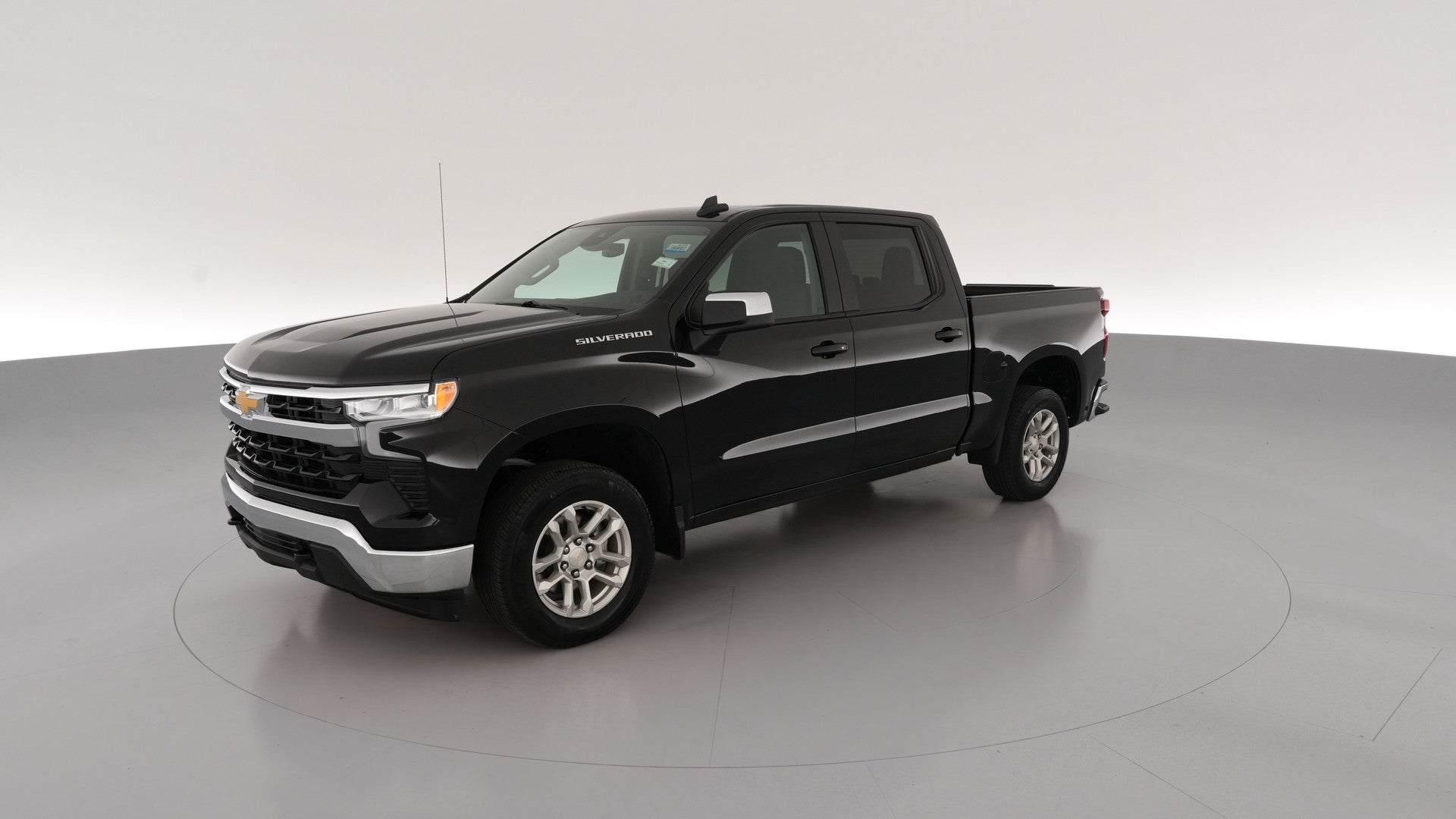 2024 Chevrolet Silverado 1500 Crew Cab vehicle photo