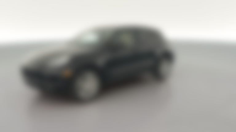 2018 Porsche Macan vehicle photo