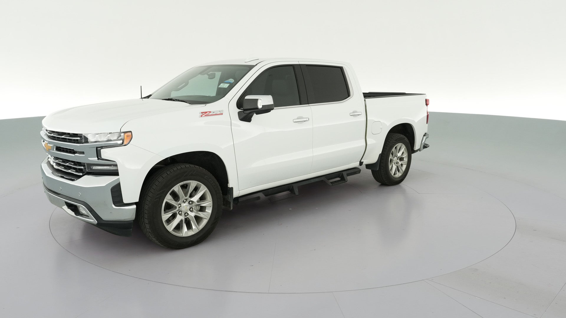 2021 Chevrolet Silverado 1500 Crew Cab vehicle photo