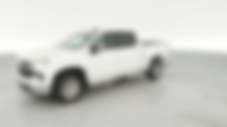 2025 Chevrolet Silverado 1500 Crew Cab vehicle photo
