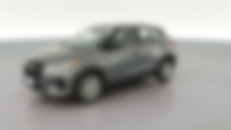 2023 Nissan Kicks vehicle photo