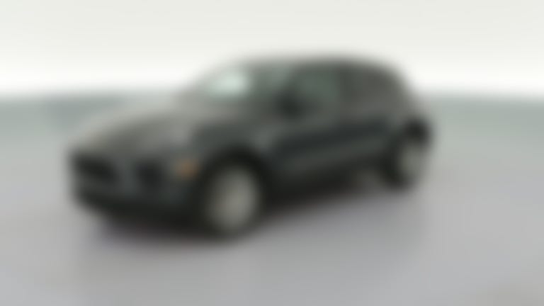 2021 Porsche Macan vehicle photo