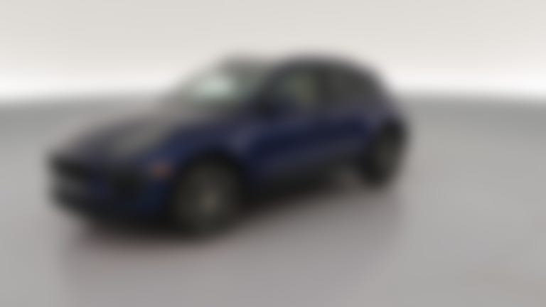 2024 Porsche Macan vehicle photo