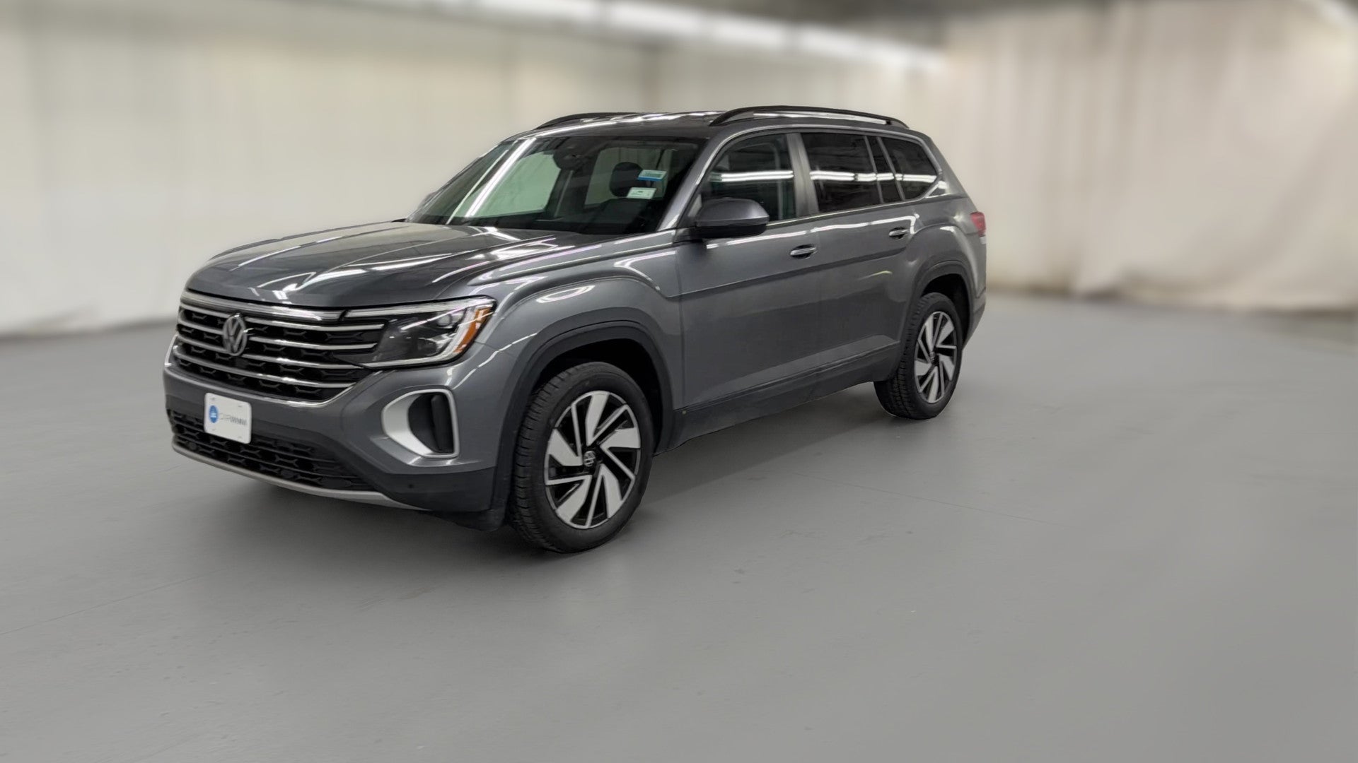 2025 Volkswagen Atlas vehicle photo