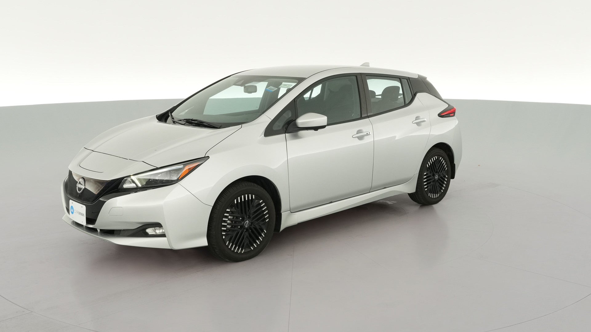 2025 Nissan LEAF vehicle photo