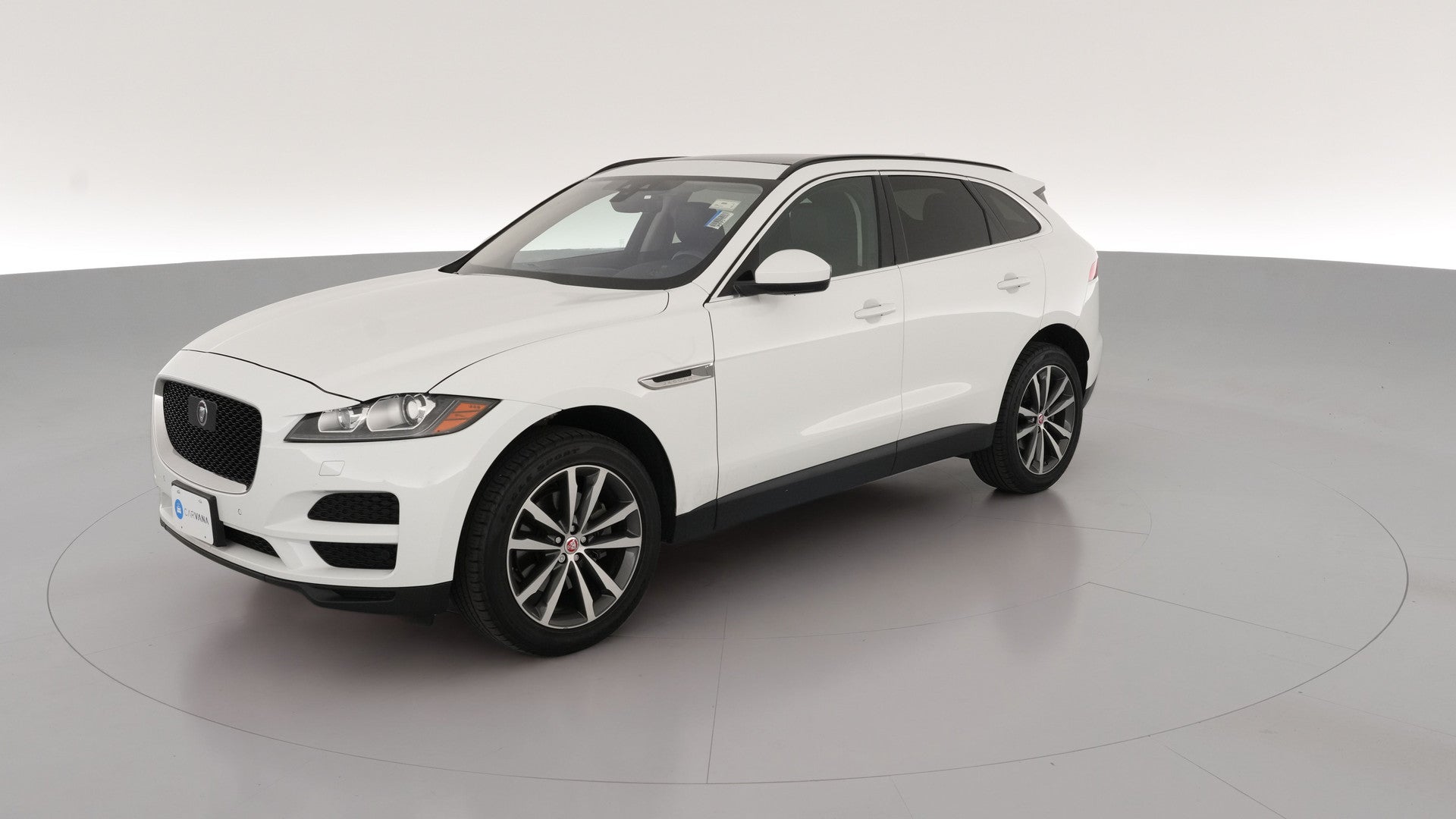2019 Jaguar F-PACE vehicle photo