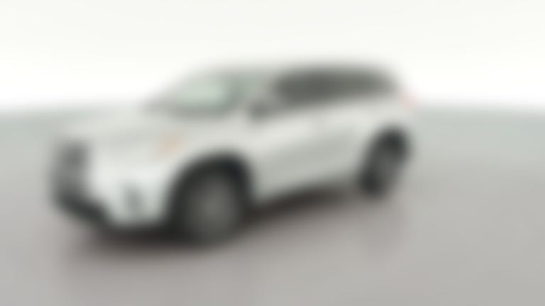 2017 Toyota Highlander vehicle photo