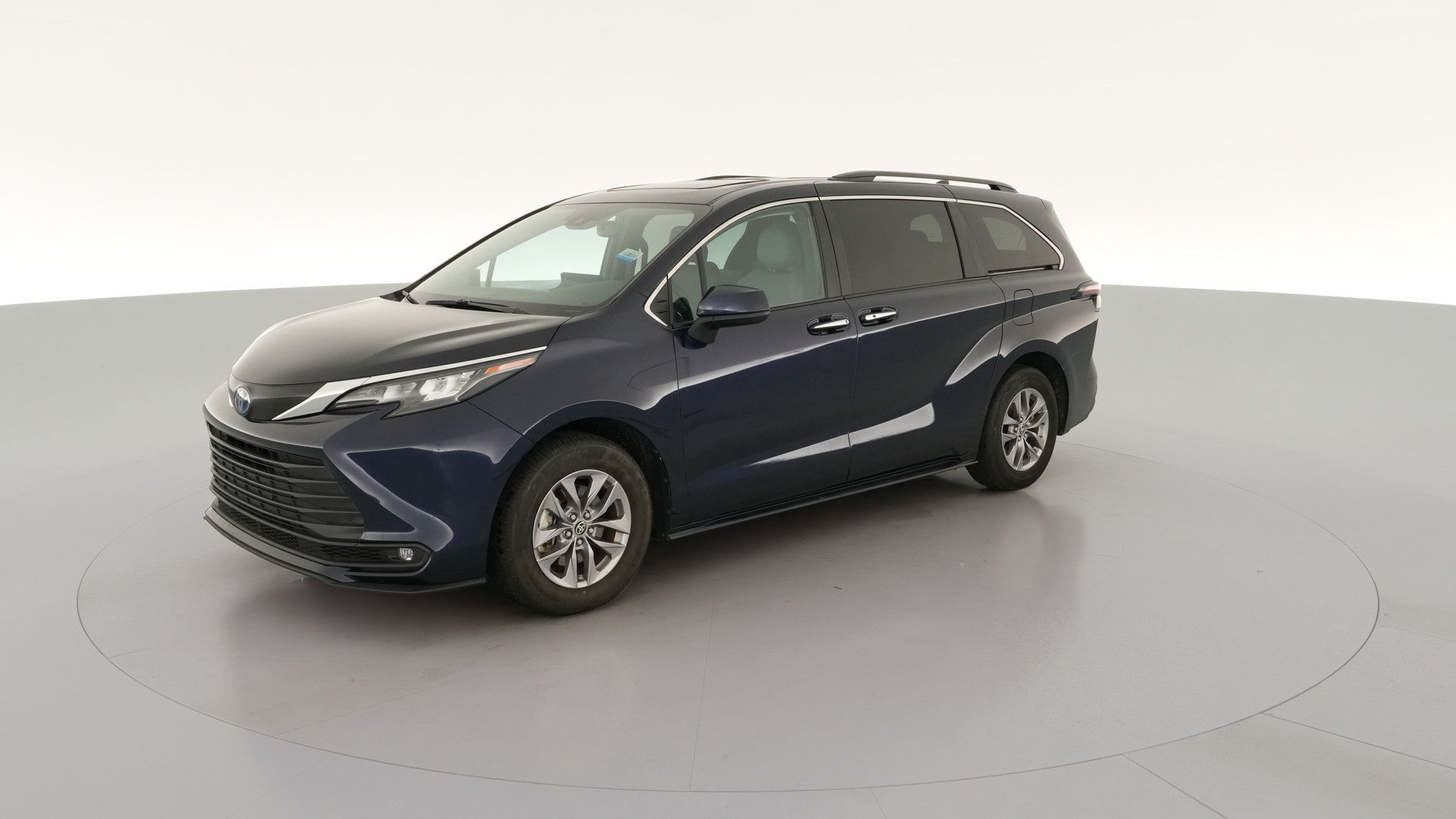 2025 Toyota Sienna vehicle photo