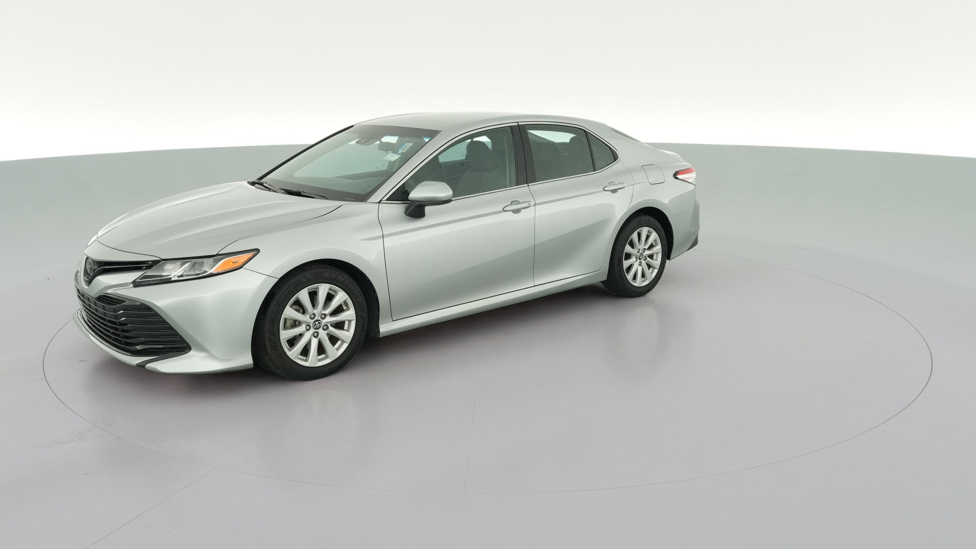 2018 Toyota Camry vehicle photo
